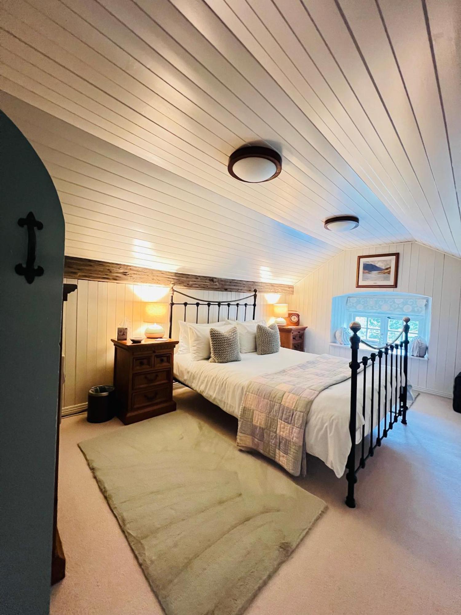 Larchmount House B&B Лондондерри Экстерьер фото